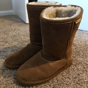 Bearpaw “ugg” boots